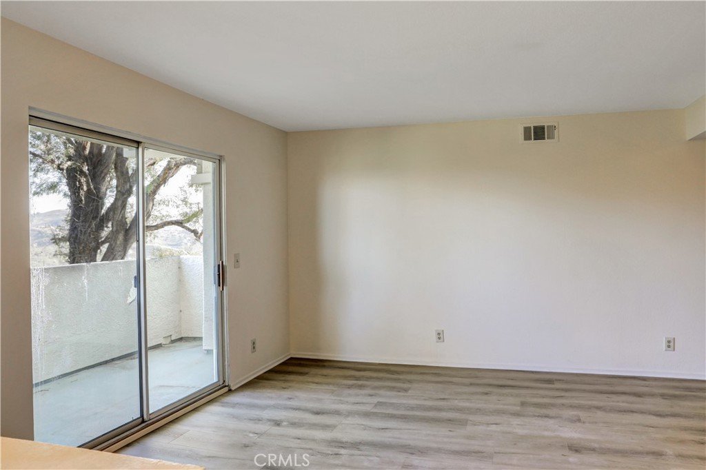 21309 Eucalyptus 203 Newhall CA 91321 20 21309 Eucalyptus 203 Newhall CA 91321