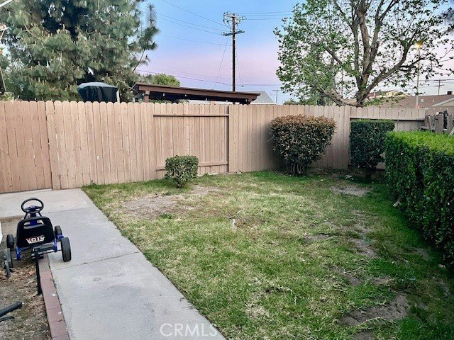 13930 Olive Grove Sylmar CA 91342 15 13930 Olive Grove Sylmar CA 91342