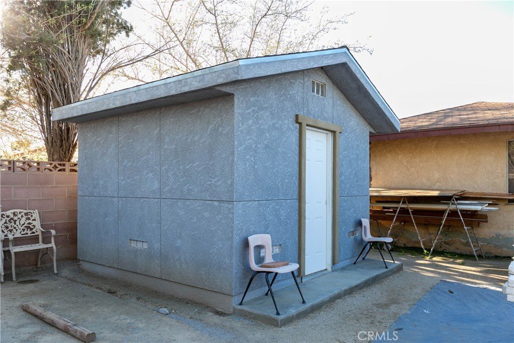 1017 W Avenue H8 Lancaster CA 93534 22 1017 W Avenue H8 Lancaster CA 93534