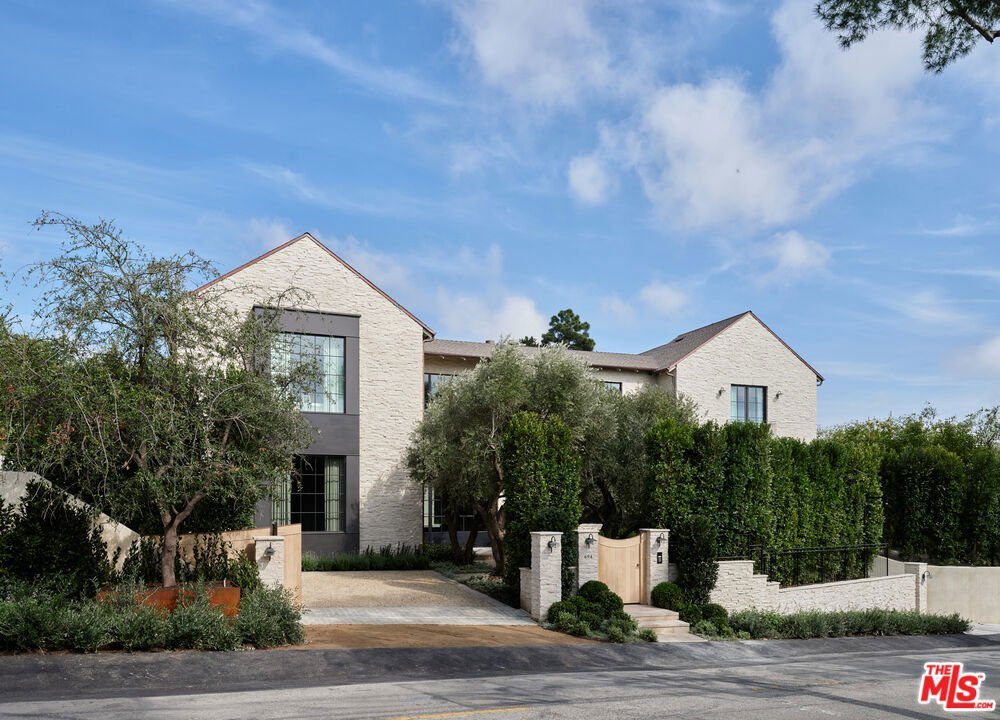 694 N Tigertail Road Los Angeles CA 90049 34 694 N Tigertail Road Los Angeles CA 90049