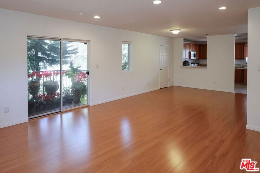 12368 Osborne Street 1 Pacoima CA 91331 36 12368 Osborne Street 1 Pacoima CA 91331