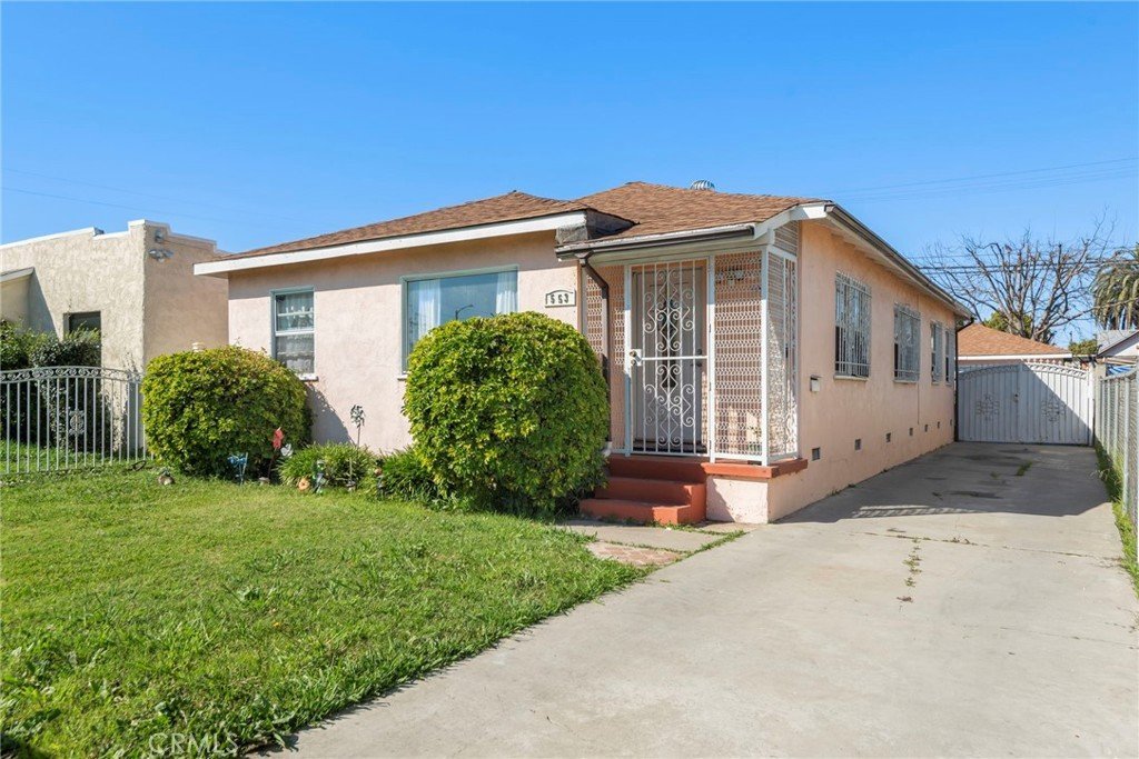 553 W 109th Los Angeles CA 90044 27 553 W 109th Los Angeles CA 90044