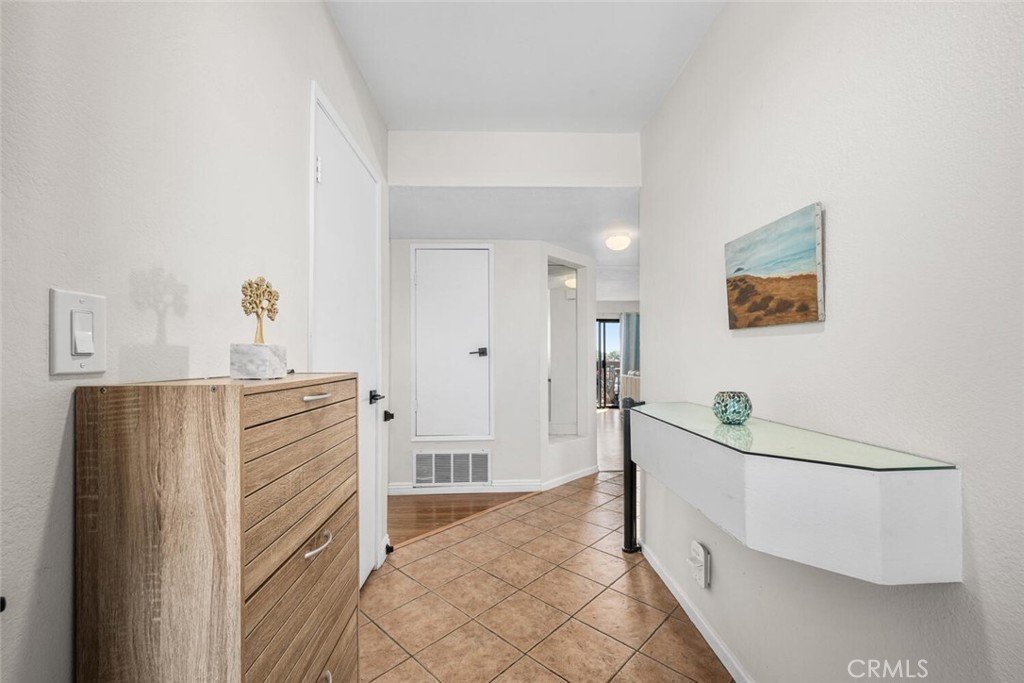 1425 E 2nd Street 301 Long Beach CA 90802 34 1425 E 2nd Street 301 Long Beach CA 90802