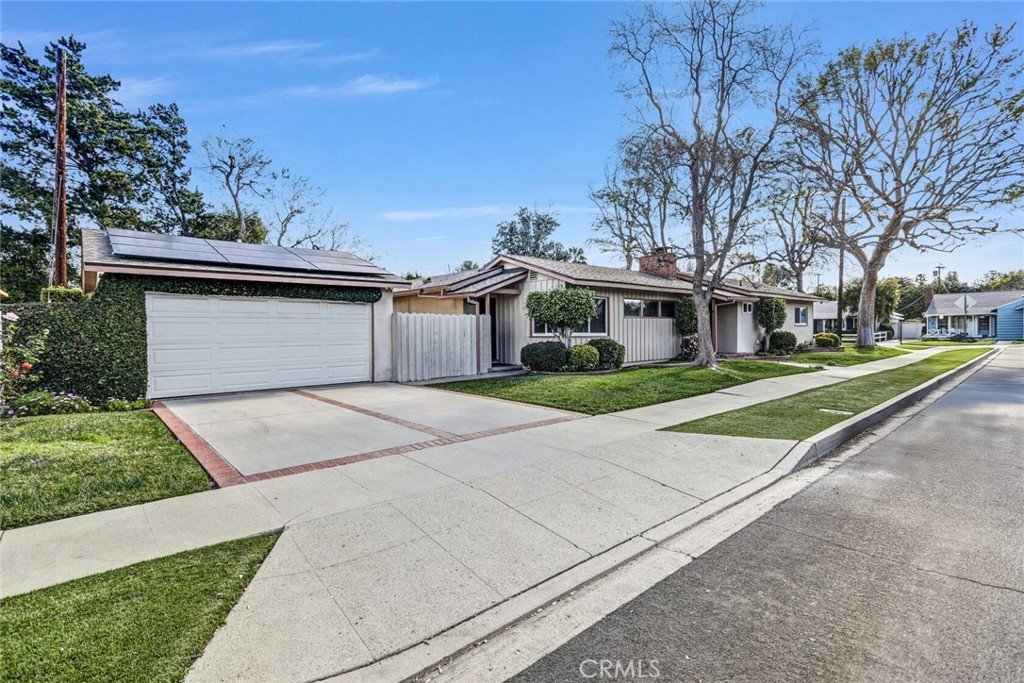 5906 Colbath Valley Glen CA 91401 25 5906 Colbath Valley Glen CA 91401