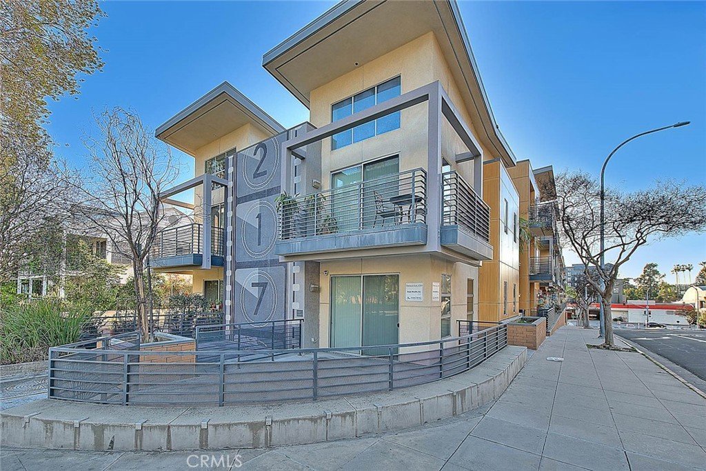 217 S Marengo 110 Pasadena CA 91101 22 217 S Marengo 110 Pasadena CA 91101