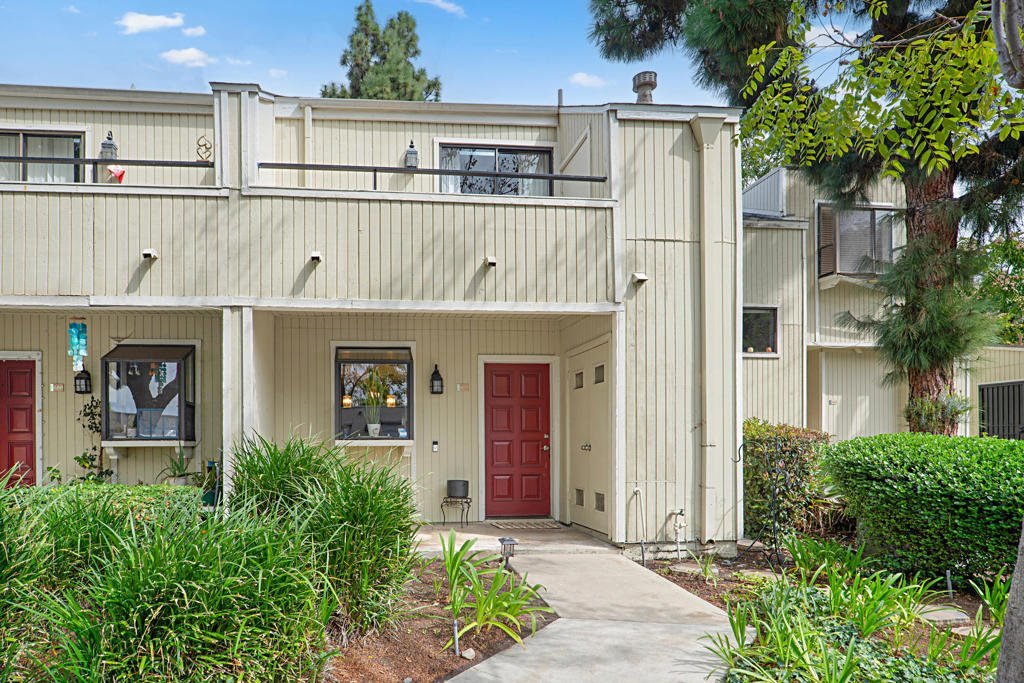 682 Sycamore Avenue Claremont CA 91711 31 682 Sycamore Avenue Claremont CA 91711