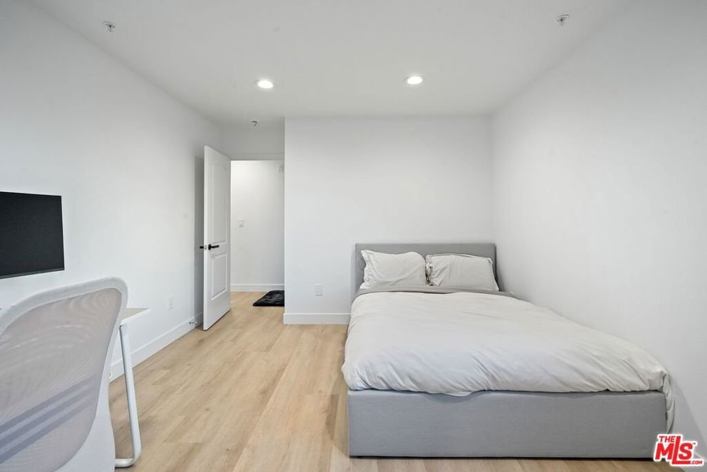 1029 Lord Street Los Angeles CA 90033 58 1029 Lord Street Los Angeles CA 90033
