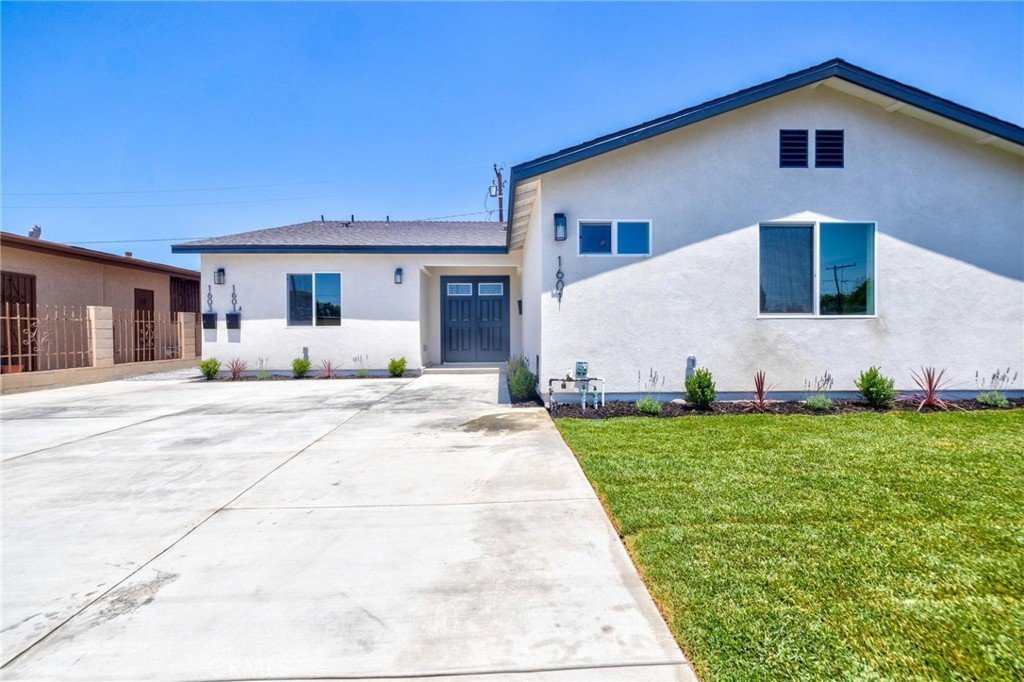 1601 1603 W 165th Street Compton CA 90220 22 1601 1603 W 165th Street Compton CA 90220