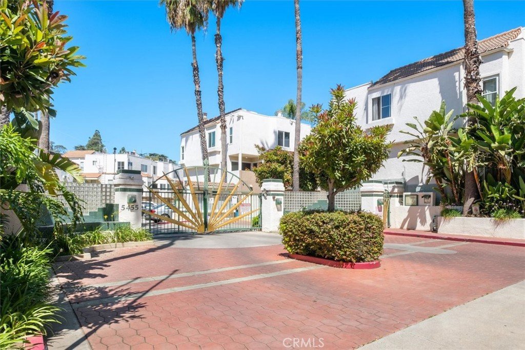 5455 Sylmar 1402 Sherman Oaks CA 91401 28 5455 Sylmar 1402 Sherman Oaks CA 91401