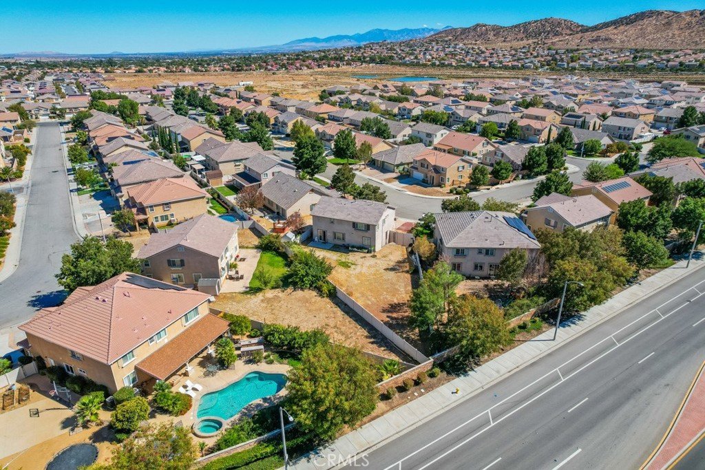 2415 Foxtail Palmdale CA 93551 45 2415 Foxtail Palmdale CA 93551