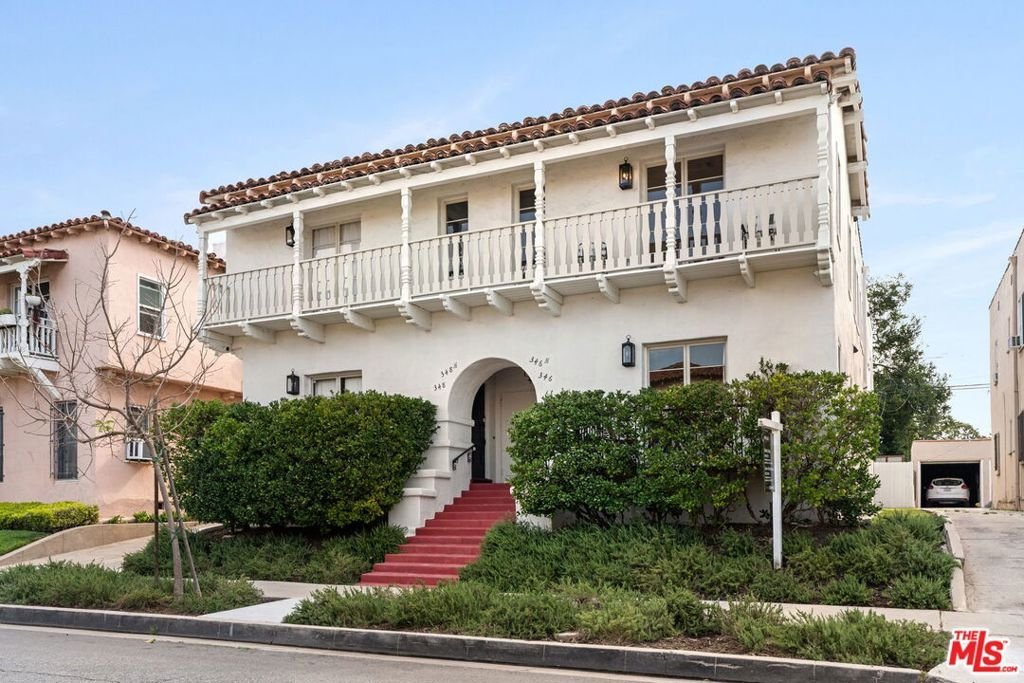 1/2 N Gardner Street Los Angeles CA 90036 33 1/2 N Gardner Street Los Angeles CA 90036