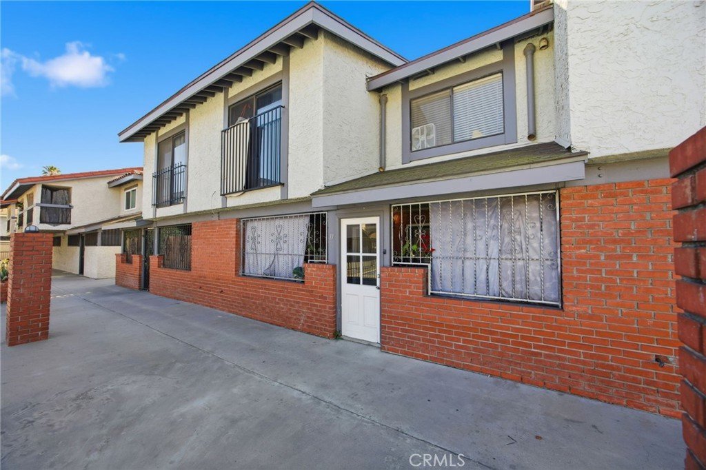1239 W Rosecrans 11 Gardena CA 90247 22 1239 W Rosecrans 11 Gardena CA 90247