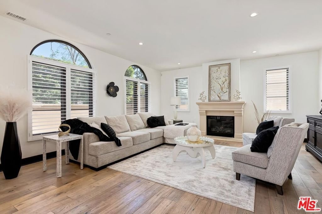 10523 Ashton Avenue 101 Los Angeles CA 90024 26 10523 Ashton Avenue 101 Los Angeles CA 90024