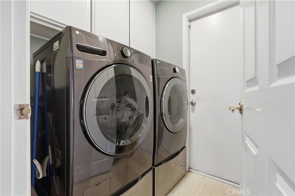 9734 Kentland Chatsworth CA 91311 46 9734 Kentland Chatsworth CA 91311