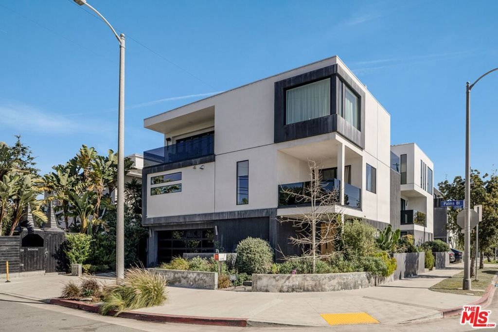 1208 Palms Boulevard Venice CA 90291 42 1208 Palms Boulevard Venice CA 90291