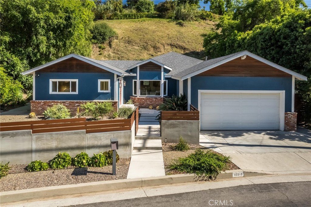 10210 La Canada Shadow Hills CA 91040 35 10210 La Canada Shadow Hills CA 91040