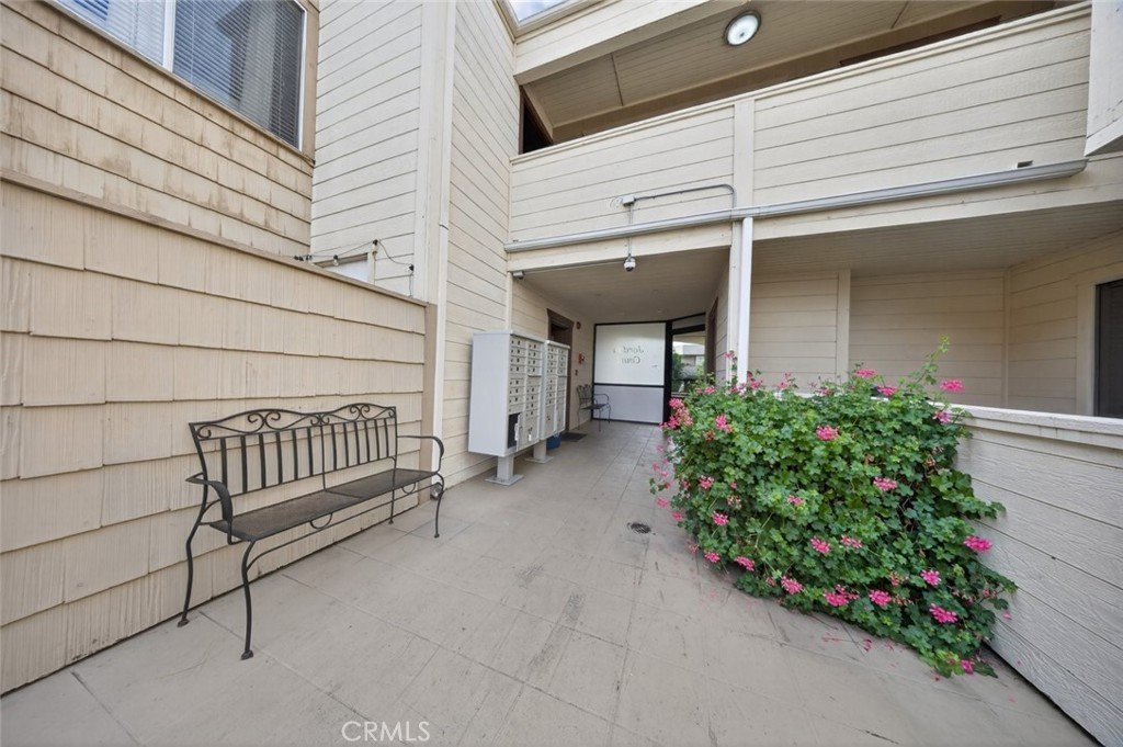 9950 Jordan Avenue 10 Chatsworth CA 91311 27 9950 Jordan Avenue 10 Chatsworth CA 91311