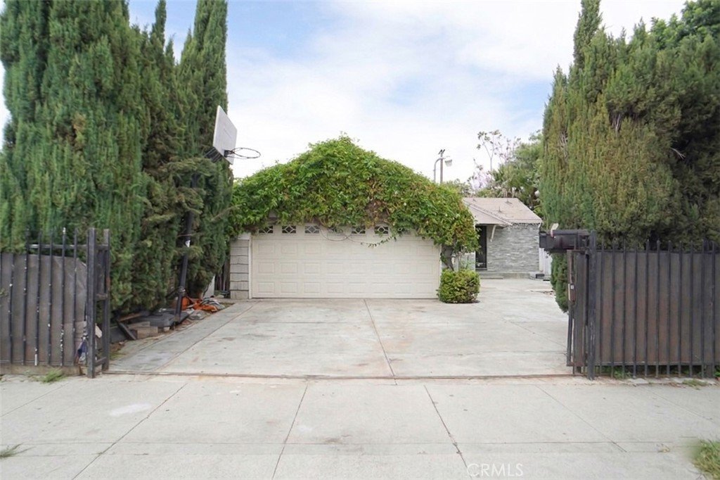 815 W 134th Compton CA 90222 7 815 W 134th Compton CA 90222