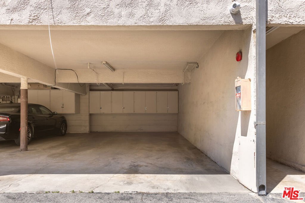 8710 Belford Avenue 215B Los Angeles CA 90045 27 8710 Belford Avenue 215B Los Angeles CA 90045