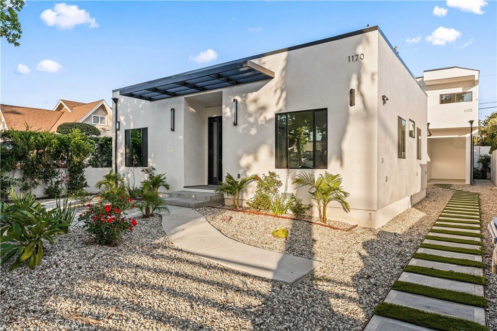 1170 S Lucerne Los Angeles CA 90019 69 1170 S Lucerne Los Angeles CA 90019