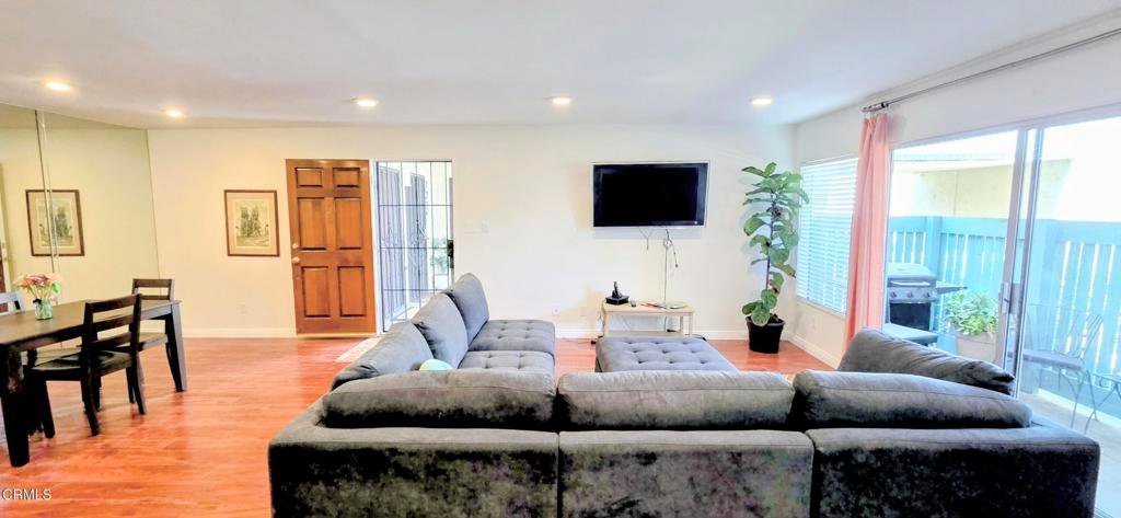 5700 Etiwanda Avenue 123 Tarzana CA 91356 21 5700 Etiwanda Avenue 123 Tarzana CA 91356