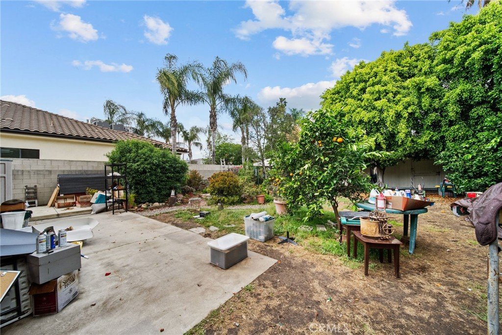 12415 Erwin Street Valley Glen CA 91606 22 12415 Erwin Street Valley Glen CA 91606