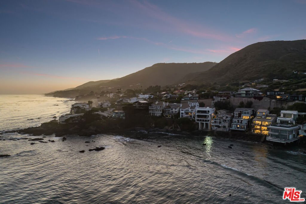 31504 Victoria Point Road Malibu CA 90265 28 31504 Victoria Point Road Malibu CA 90265
