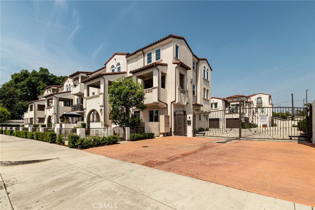 7019 Passons Boulevard Pico Rivera CA 90660 27 7019 Passons Boulevard Pico Rivera CA 90660