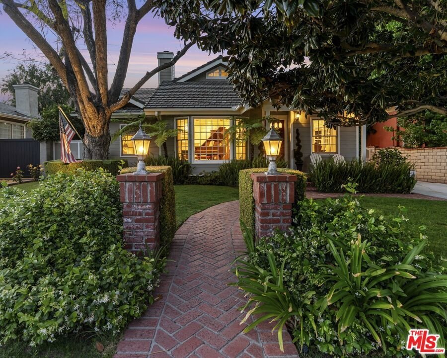 16731 Morrison Street Encino CA 91436 44 16731 Morrison Street Encino CA 91436