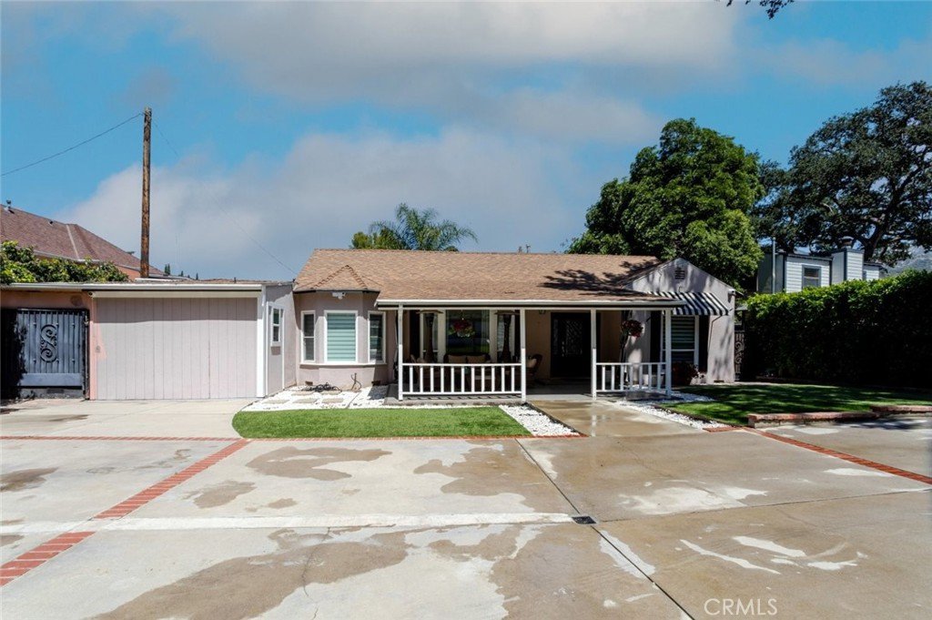 7284 Saint Estaban Street Tujunga CA 91042 29 7284 Saint Estaban Street Tujunga CA 91042
