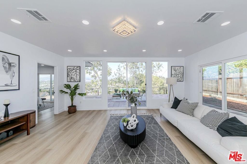 1832 Burnell Drive Los Angeles CA 90065 29 1832 Burnell Drive Los Angeles CA 90065
