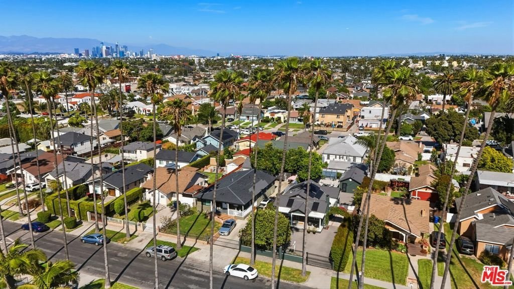4610 3rd Avenue Los Angeles CA 90043 32 4610 3rd Avenue Los Angeles CA 90043