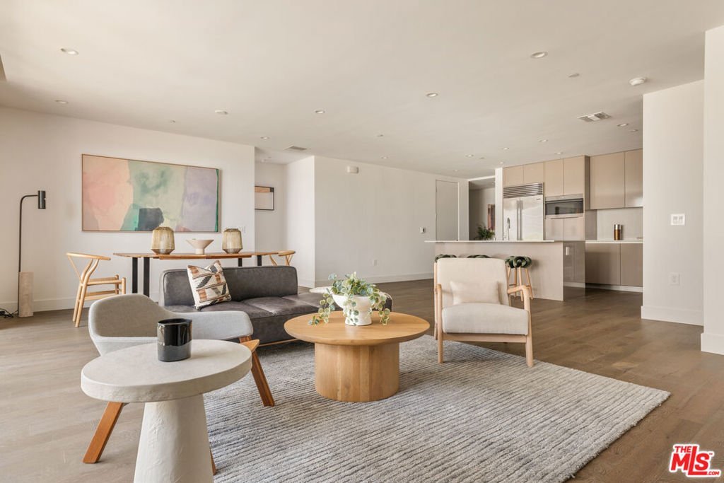 728 N Sweetzer Avenue 308 Los Angeles CA 90069 30 728 N Sweetzer Avenue 308 Los Angeles CA 90069
