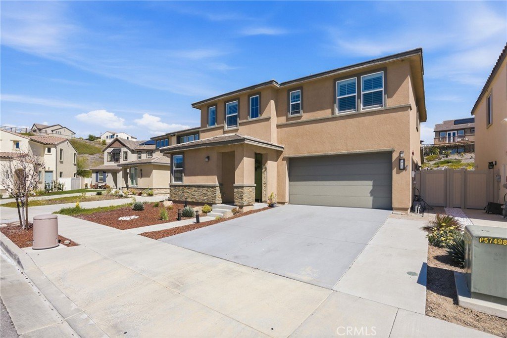 18153 Meridian Saugus CA 91350 31 18153 Meridian Saugus CA 91350