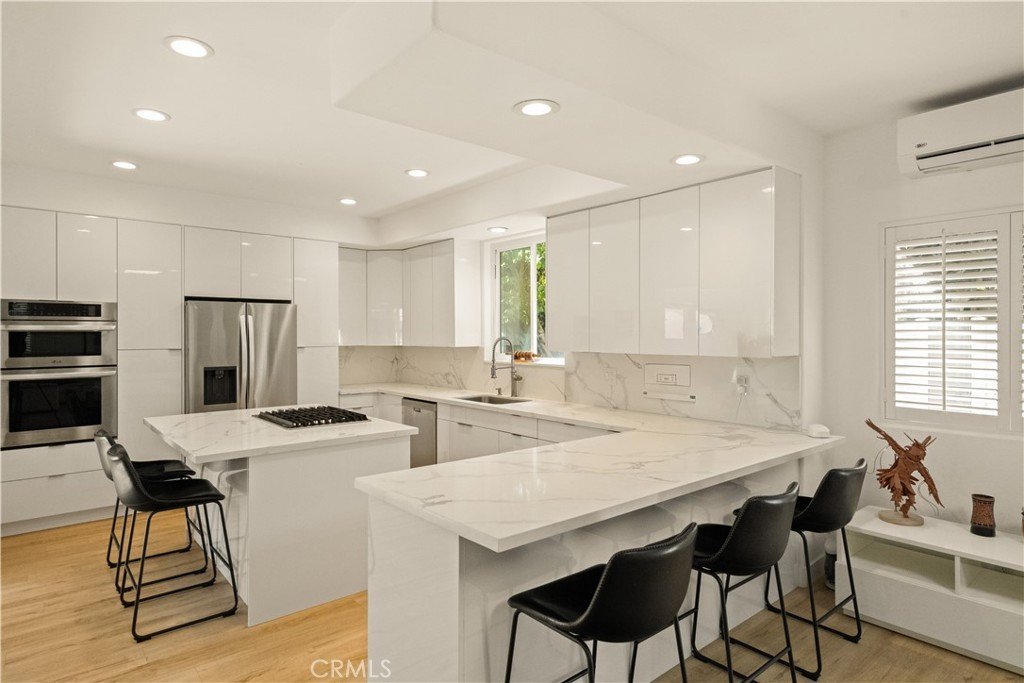 2406 Huntington Lane B Redondo Beach CA 90278 51 2406 Huntington Lane B Redondo Beach CA 90278