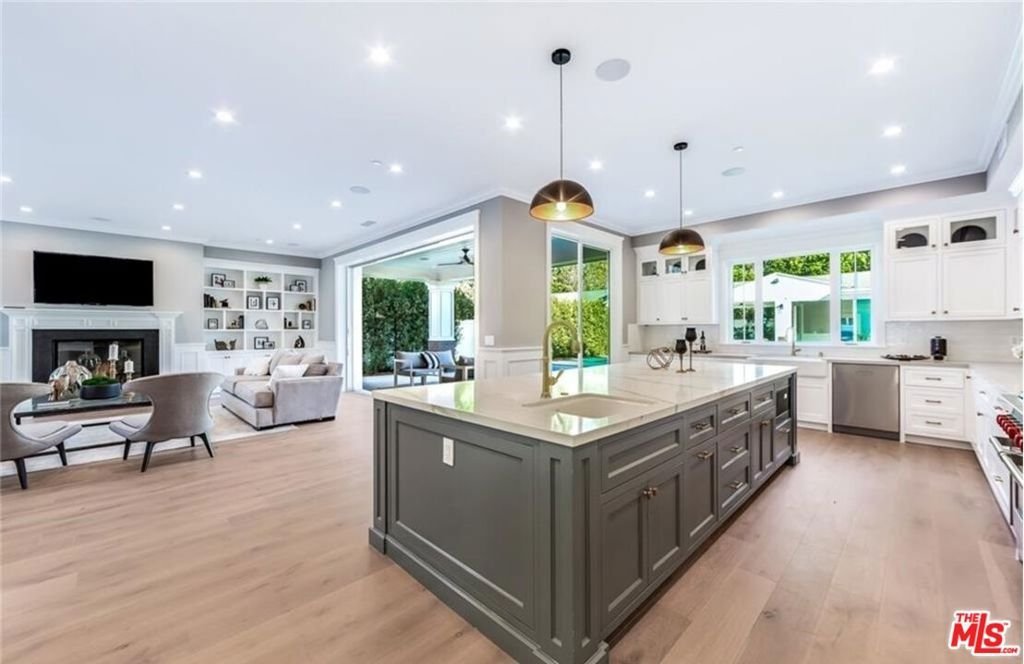 4710 Noeline Avenue Encino CA 91436 31 4710 Noeline Avenue Encino CA 91436