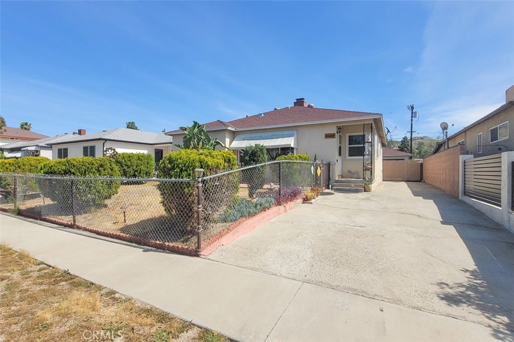 8522 Terhune Sun Valley CA 91352 24 8522 Terhune Sun Valley CA 91352