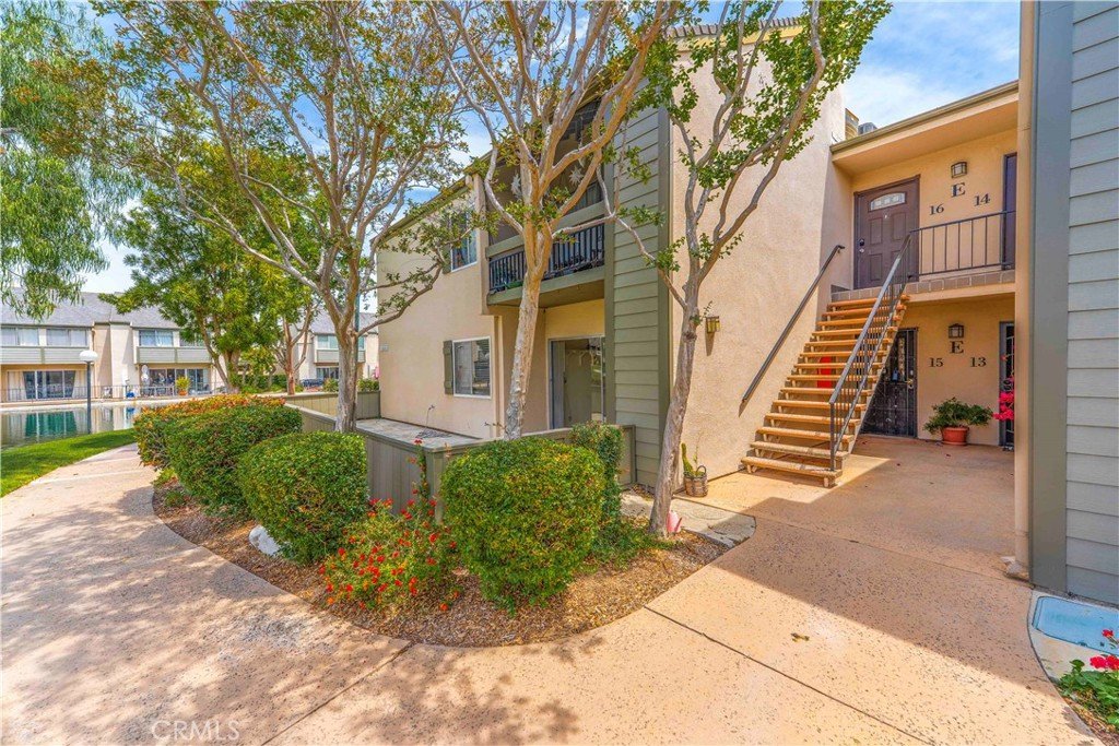 25735 Hogan Drive E15 Valencia CA 91355 28 25735 Hogan Drive E15 Valencia CA 91355