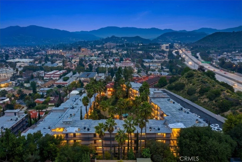 1517 E Garfield 32 Glendale CA 91205 19 1517 E Garfield 32 Glendale CA 91205