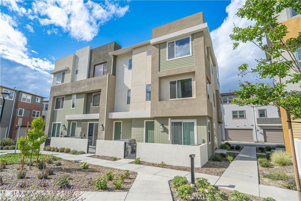 27154 Valley Oak Place Valencia CA 91381 39 27154 Valley Oak Place Valencia CA 91381