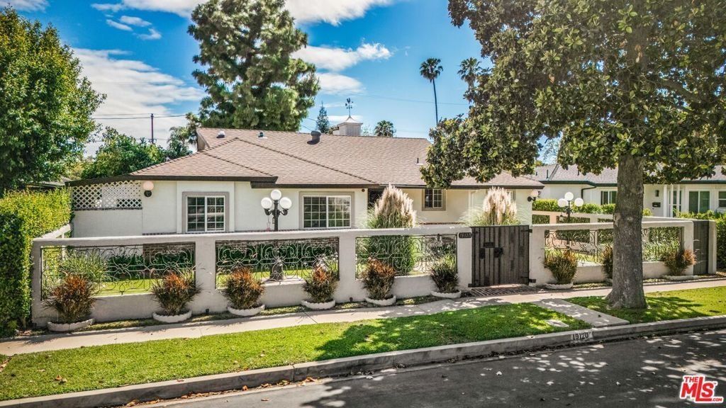 19120 Hartland Street Reseda CA 91335 63 19120 Hartland Street Reseda CA 91335