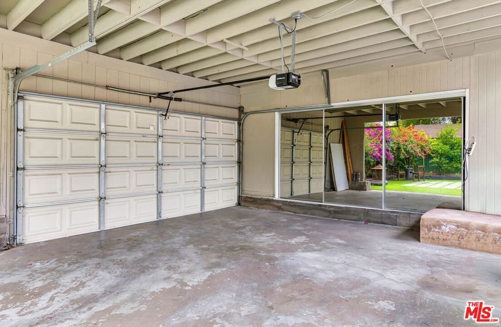 23830 Vanowen Street West Hills CA 91307 35 23830 Vanowen Street West Hills CA 91307