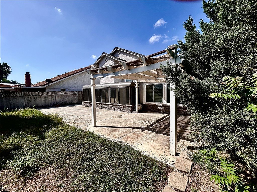 10 Bluff Point Circle Phillips Ranch CA 91766 46 10 Bluff Point Circle Phillips Ranch CA 91766