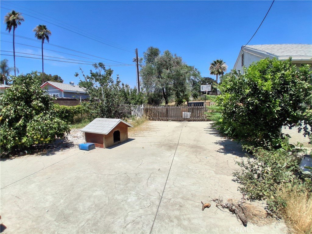 10918 Laurel Canyon San Fernando CA 91340 29 10918 Laurel Canyon San Fernando CA 91340