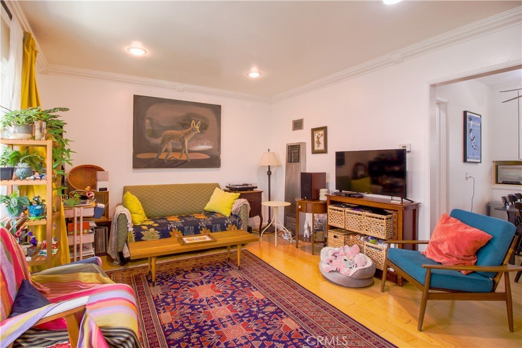 418 E Harvard F Burbank CA 91501 22 418 E Harvard F Burbank CA 91501