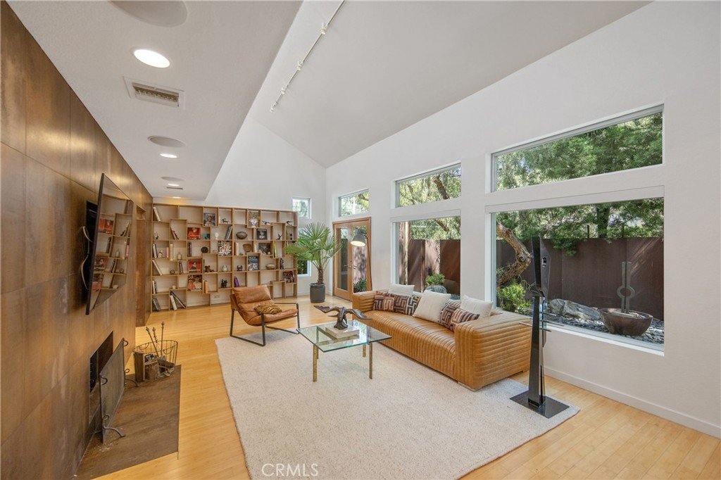 4109 Empis Street Woodland Hills CA 91364 59 4109 Empis Street Woodland Hills CA 91364