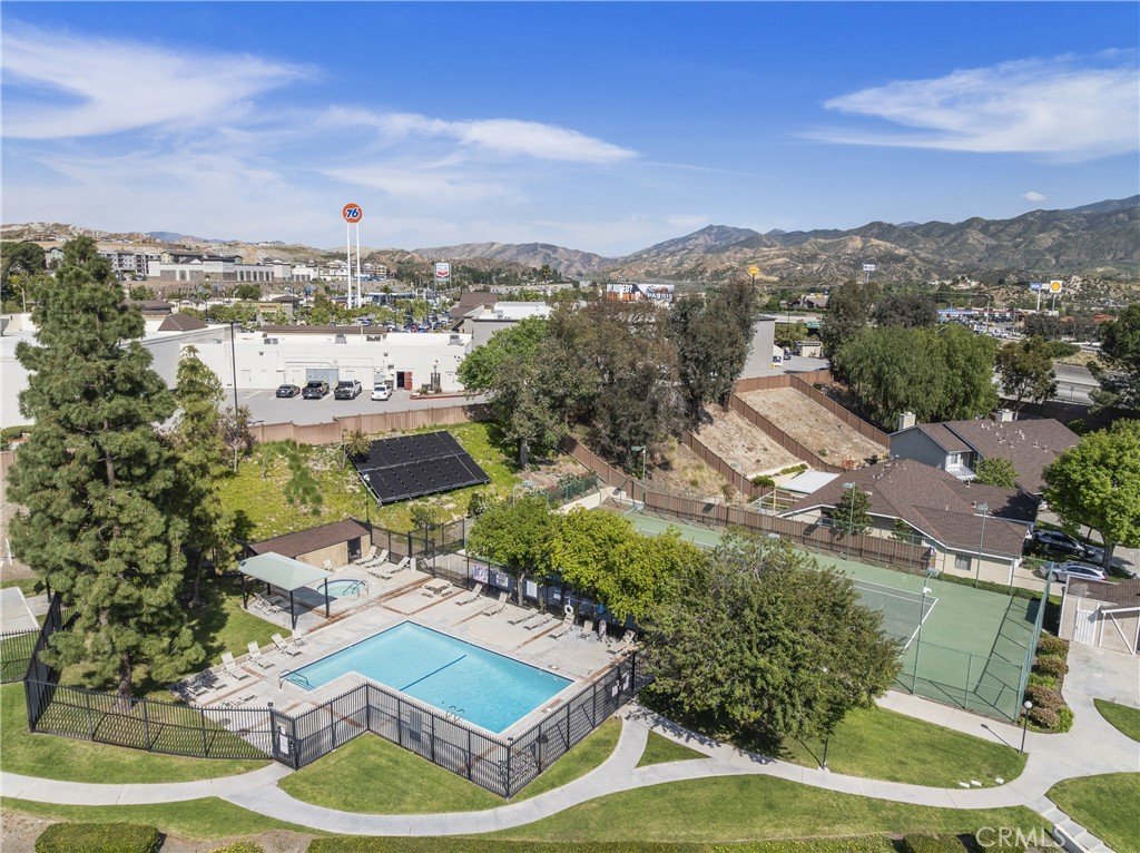16722 Shinedale Drive Canyon Country CA 91387 26 16722 Shinedale Drive Canyon Country CA 91387