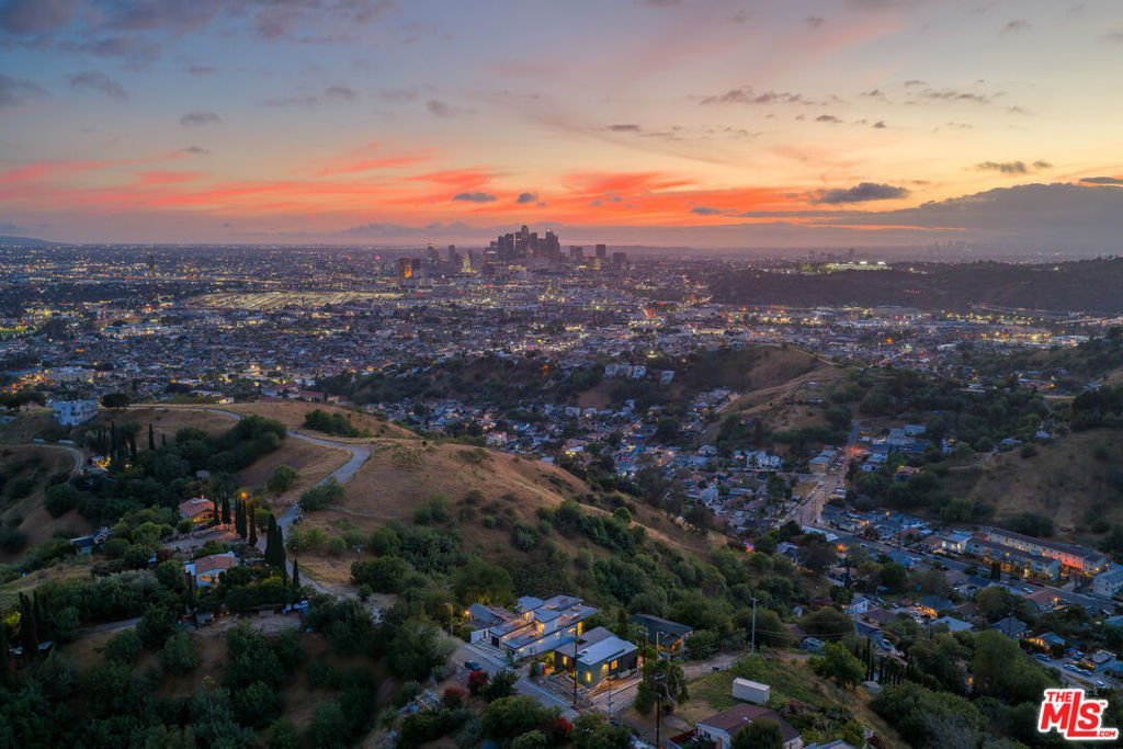 3009 Amethyst Street Los Angeles CA 90032 24 3009 Amethyst Street Los Angeles CA 90032