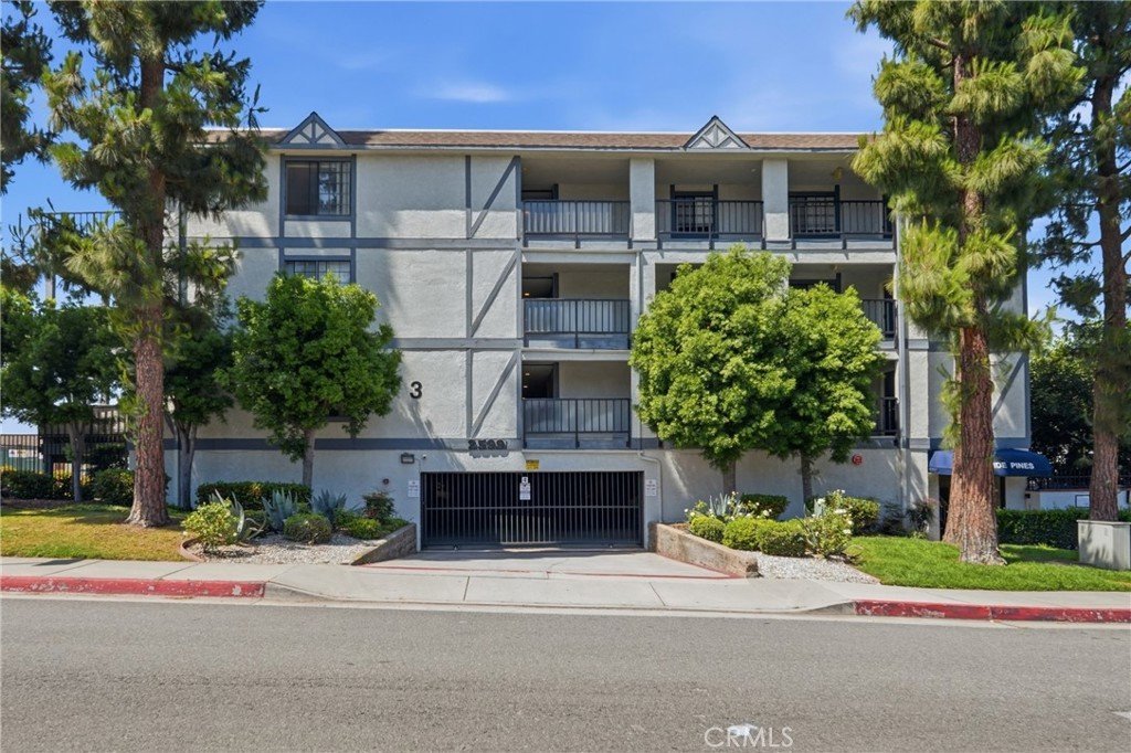 2599 Walnut 225 Signal Hill CA 90755 22 2599 Walnut 225 Signal Hill CA 90755