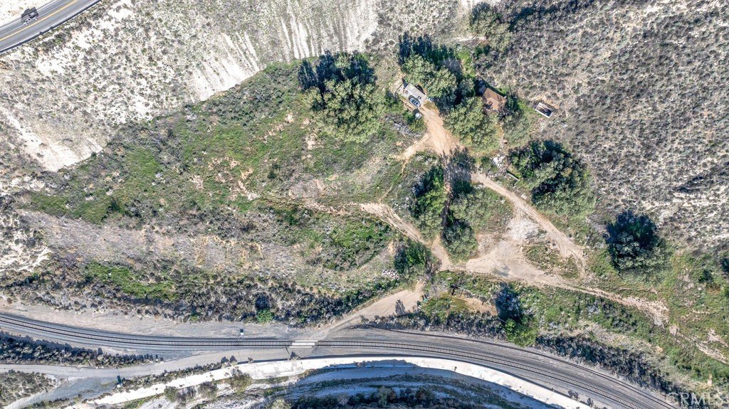 12571 Capra Agua Dulce CA 91390 31 12571 Capra Agua Dulce CA 91390